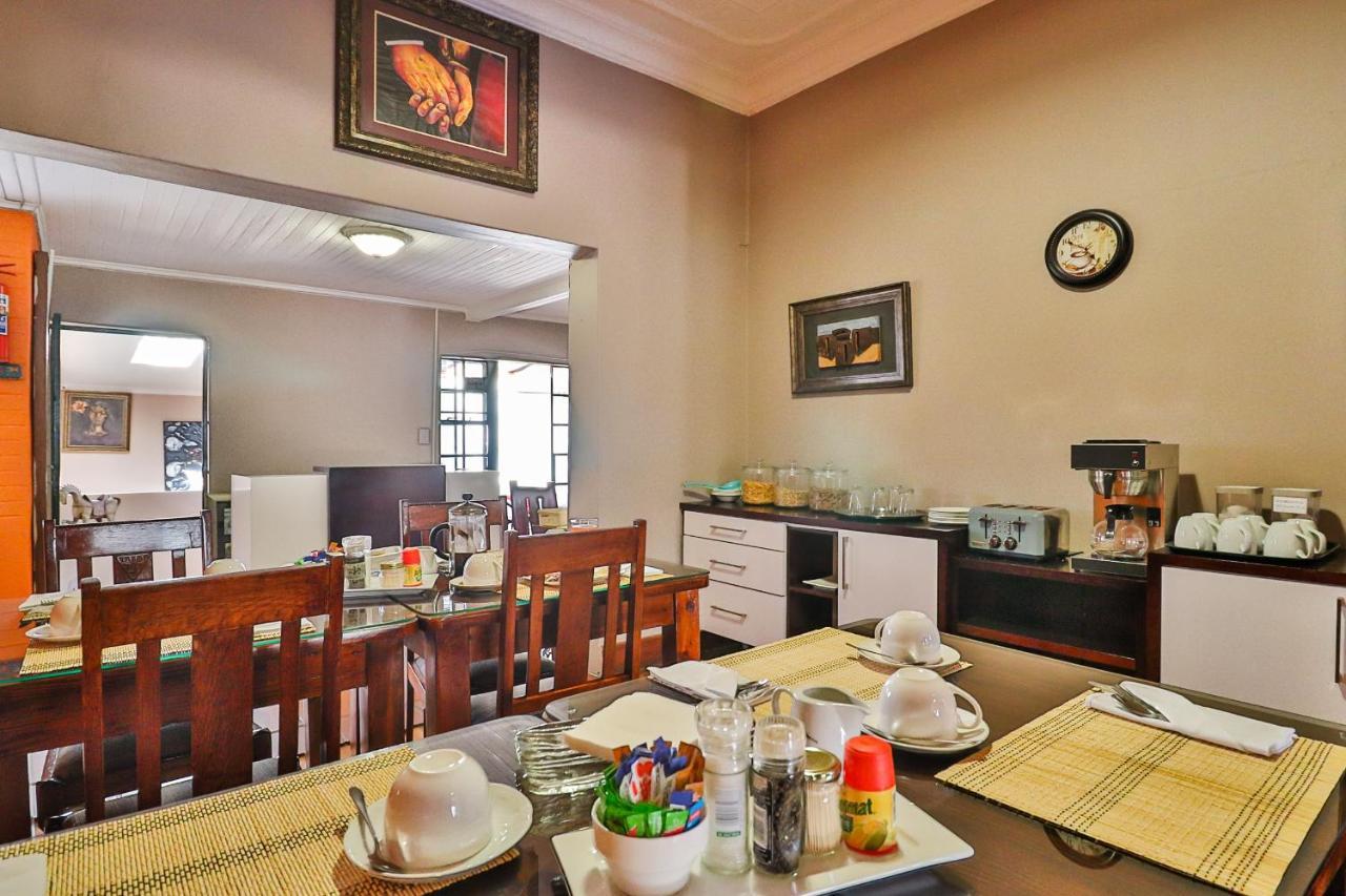 Sunbury Bed And Breakfast Γιοχάνεσμπουργκ Εξωτερικό φωτογραφία